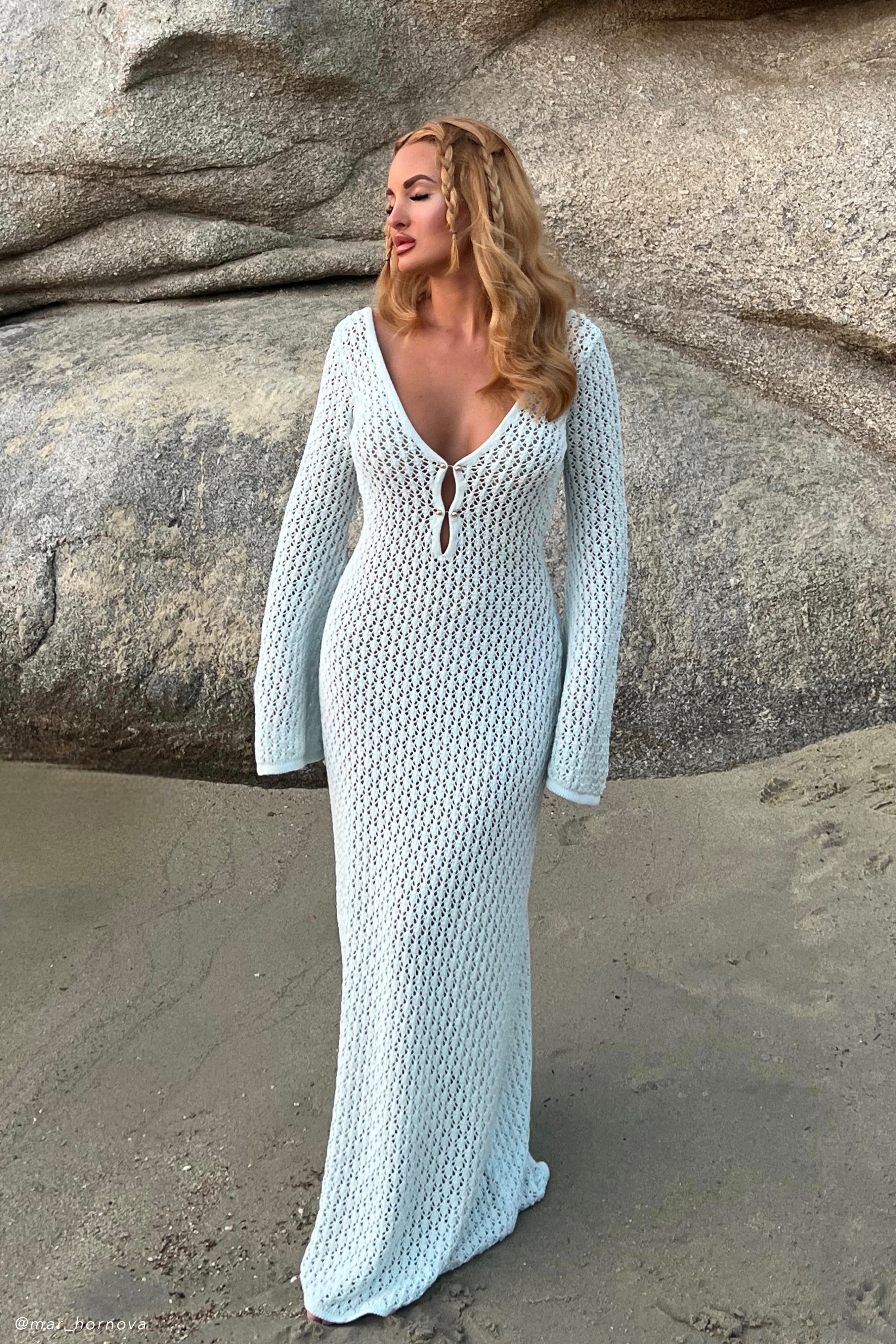 Kayleigh - Flare sleeve maxi dress