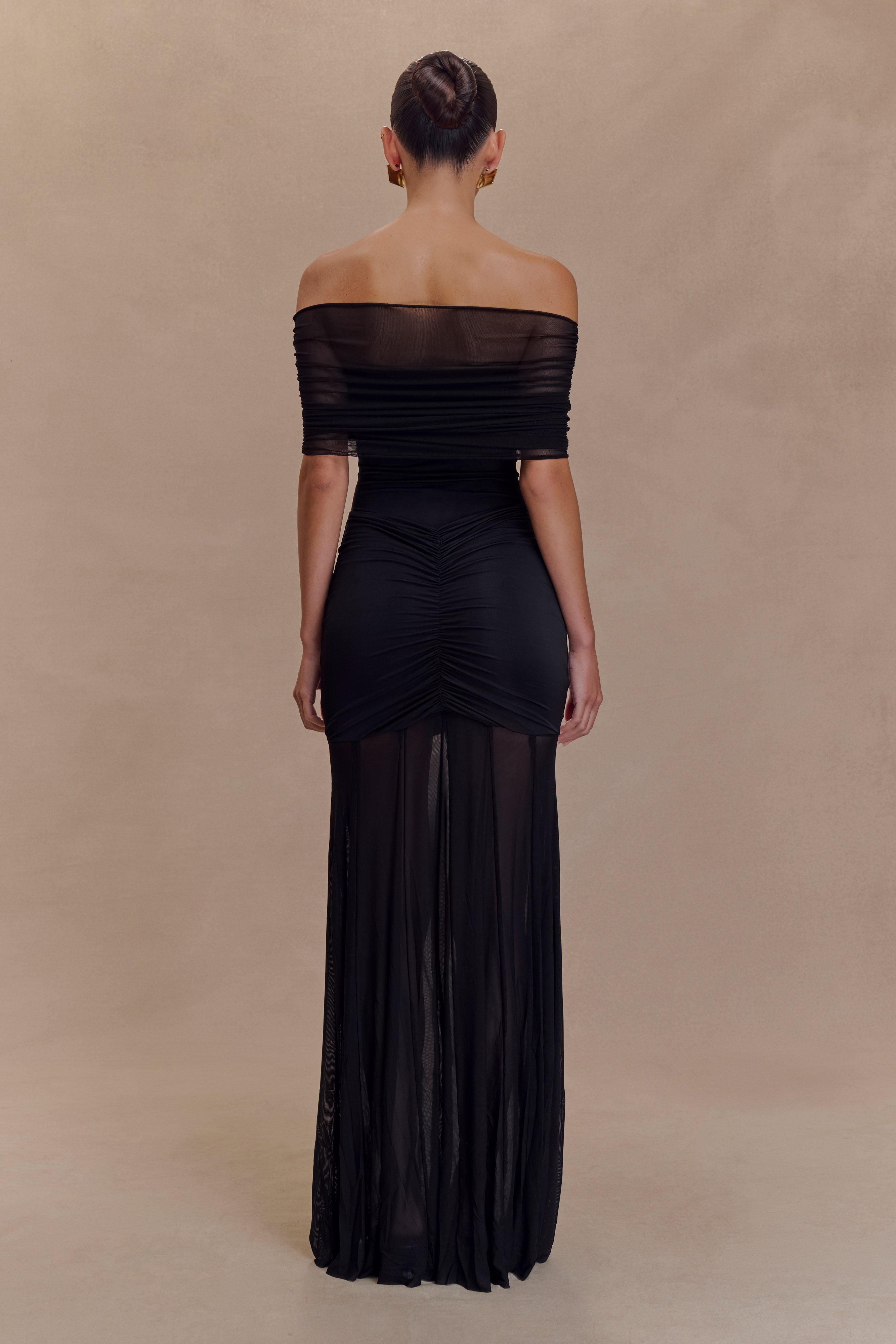 Laurinda - Off shoulder dress