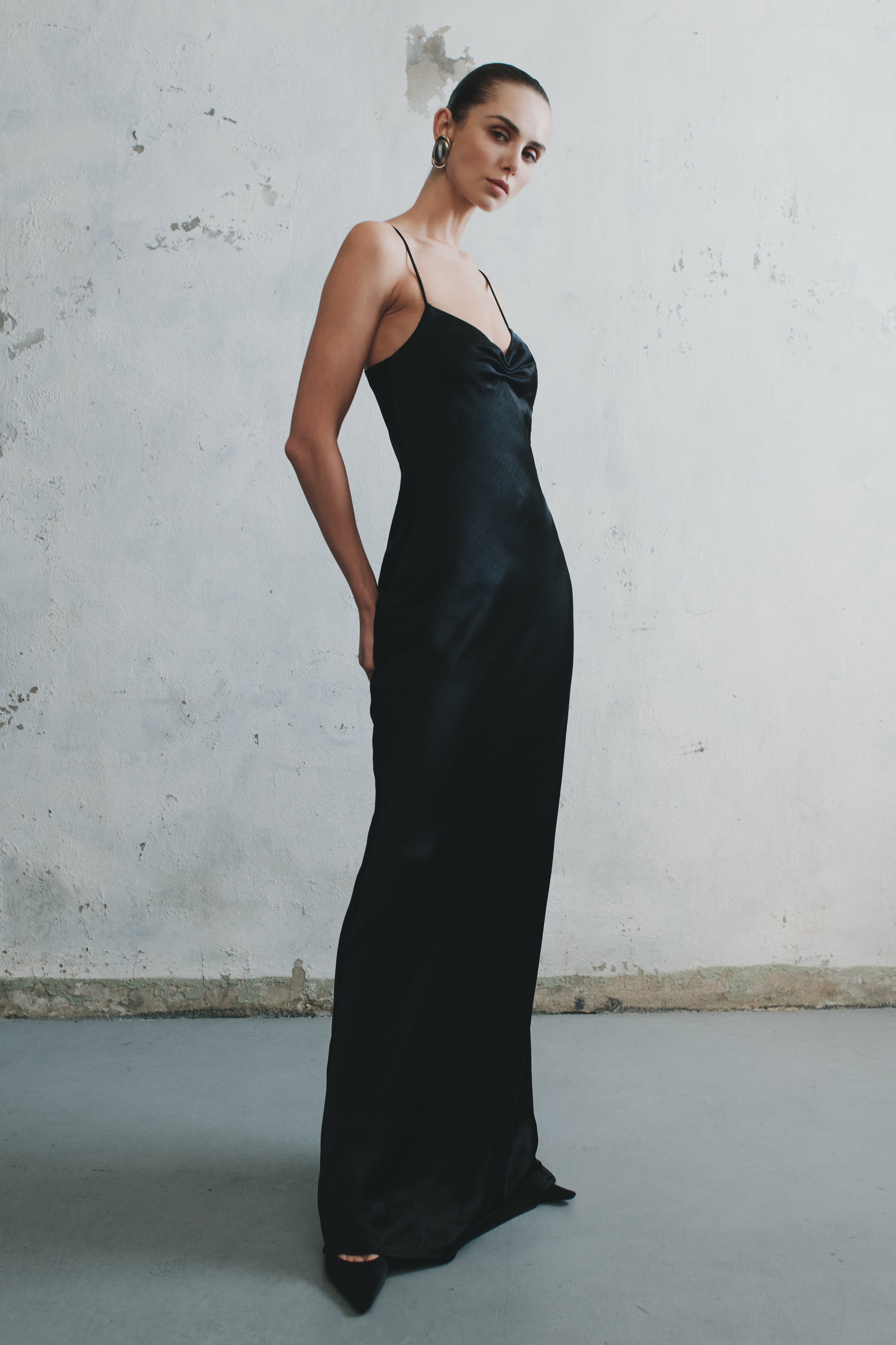Lilly - Satin maxi dress